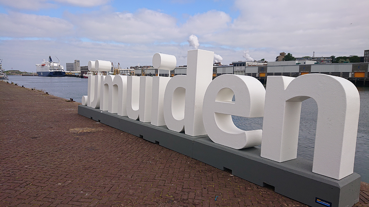 Citymarketing IJmuiden letters Trawlerkade